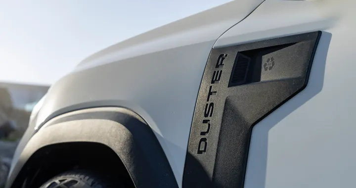 Dacia presenta Starkle, materiale innovativo al debutto sulla Duster