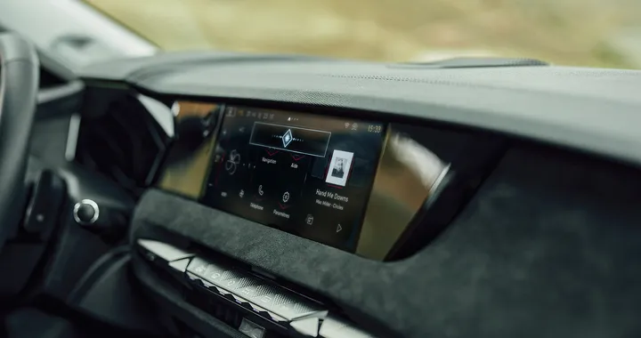 ChatGPT arriva in auto: l'abbiamo provato su DS Automobiles, ecco com'è