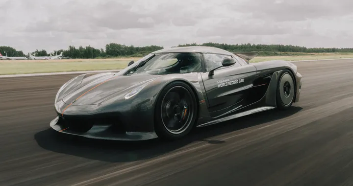 Koenigsegg Jesko Absolut sempre più veloce ed è nuovo record del mondo
