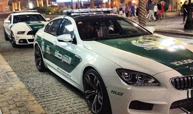 BMW M6 Gran Coupe e Ford Mustang: due nuove auto per la polizia di Dubai