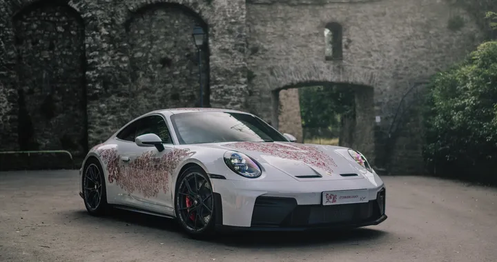 Ecco la Porsche 911 GT3 con Touring Package che celebra il legame con il Lussemburgo