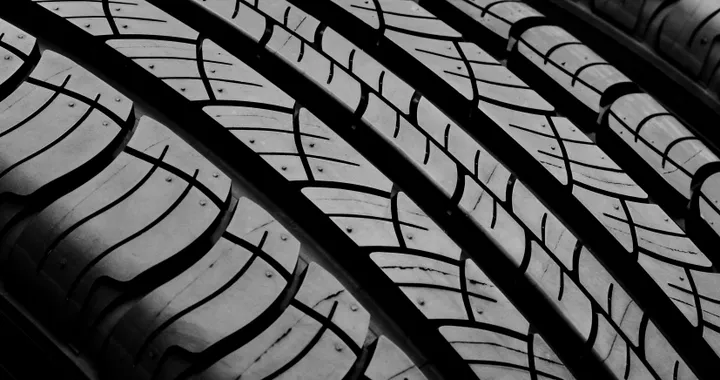 Con questo pratico strumento è possibile scoprire velocemente se le gomme sono consumate