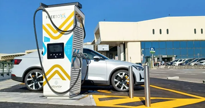 Free To X, la ricarica ultrafast arriva all'aeroporto di Milano Malpensa
