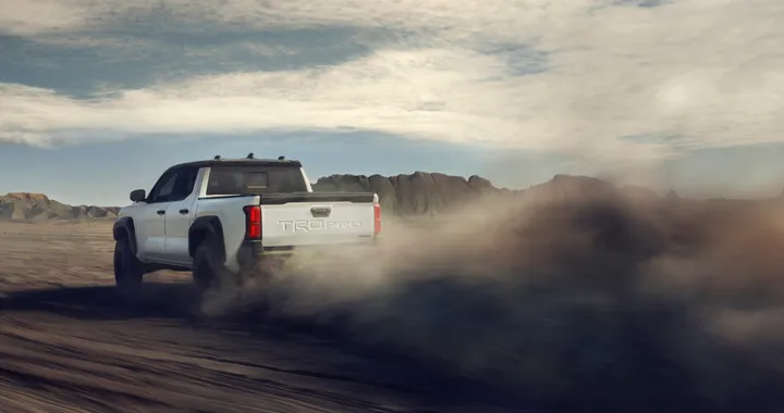 Toyota Tacoma, nuova generazione ufficiale: le novità, i motori e le immagini