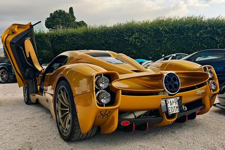 Pagani Utopia 