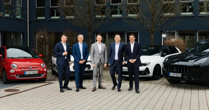 Sixt acquisterà 250 mila veicoli da Stellantis
