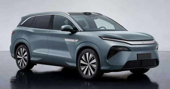 BYD Han L e BYD Tang L presentate ufficialmente in Cina. Cosa c'è da sapere