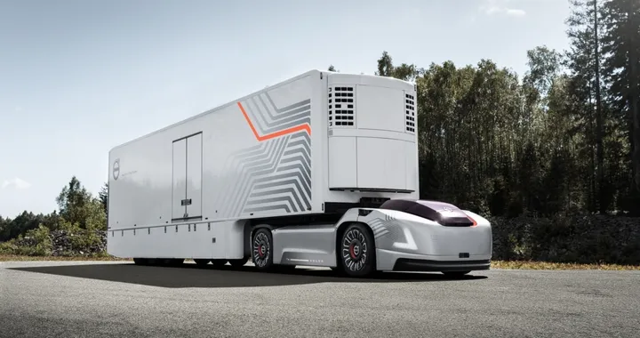 Volvo Trucks: il camion del futuro è a guida autonoma e senza cabina