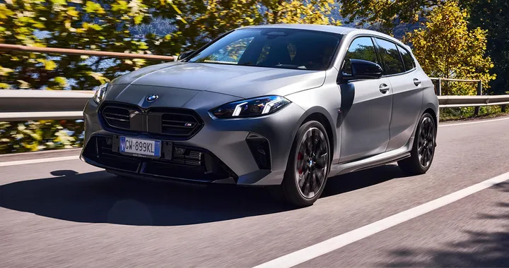 Nuova BMW Serie 1, sfida in casa tra le “120” mild-hybrid: meglio benzina o diesel?