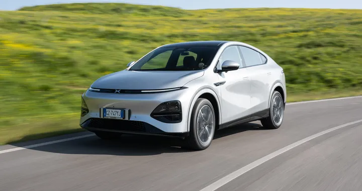 XPENG G6 e G9 alla sfida del mercato italiano. Ordini al via e quanto costano