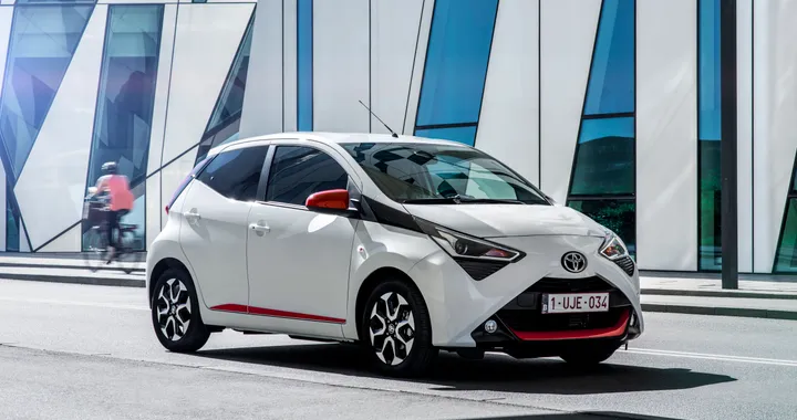 Toyota Aygo Connect: la prima con modulo DCM e app per controllo remoto