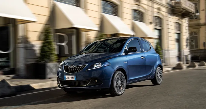 Lancia Ypsilon, arriva il restyling: tutte le novità