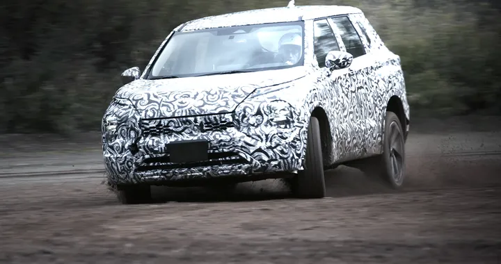 Nuovo Mitsubishi Outlander: in attesa del debutto, un video lo mostra in azione
