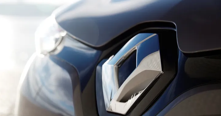 Renault regala le batterie a Natale usando Zoe come &quot;slitta&quot;