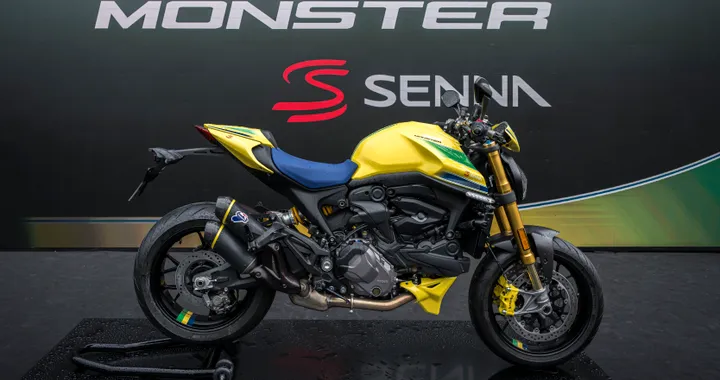 Ducati Monster Senna, una versione speciale dedicata alla leggenda della F1