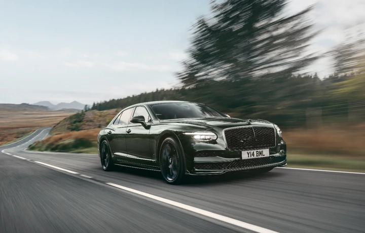 Bentley Flying Spur, torna la versione S ed è la più potente di sempre