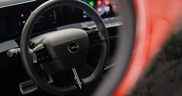 Airbag Takata difettosi, svolta in Italia: Opel obbligata a informare i clienti