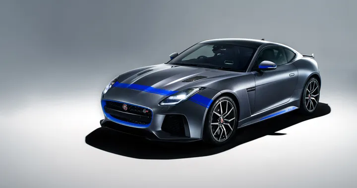 Jaguar F-Type SVR: fascino da corsa col nuovo Graphic Pack