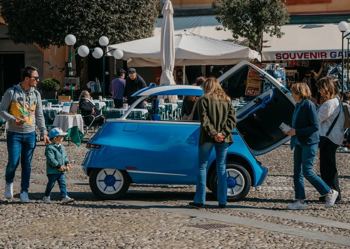 ingrandisci immagine