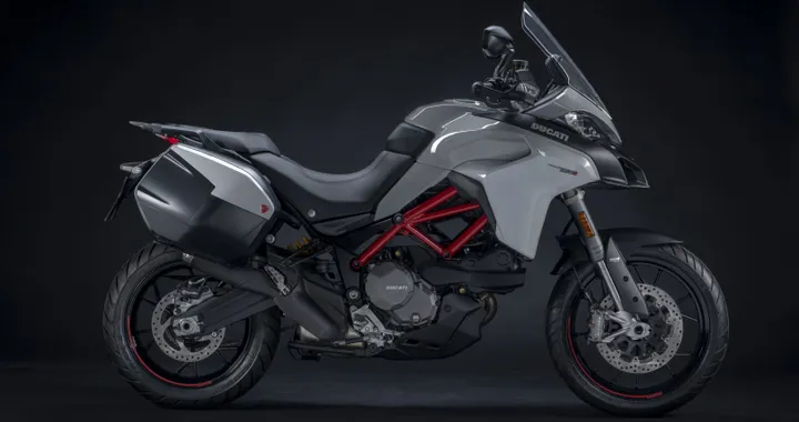 Ducati Multistrada 950 S: le caratteristiche della versione 2019