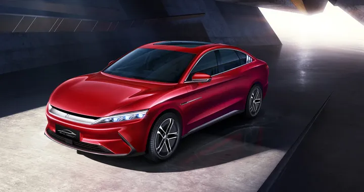 BYD presenta nuove batterie più sicure per le auto elettriche