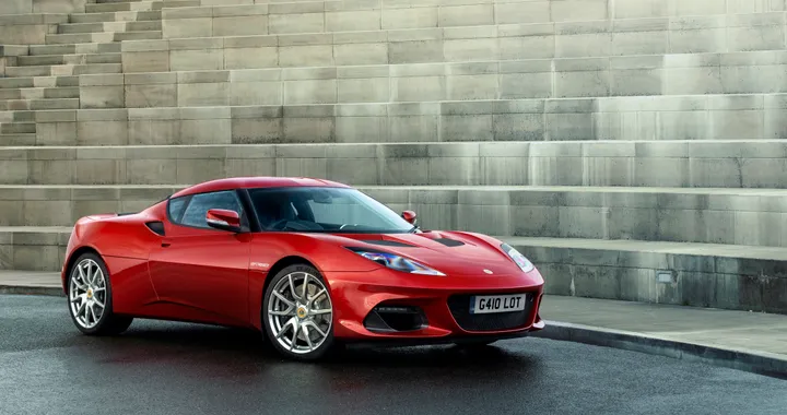 Lotus Evora GT410, una sportiva più accessibile e ricca