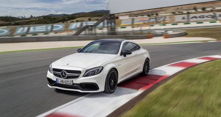 Mercedes AMG C63 Coupe: l'annuncio ufficiale
