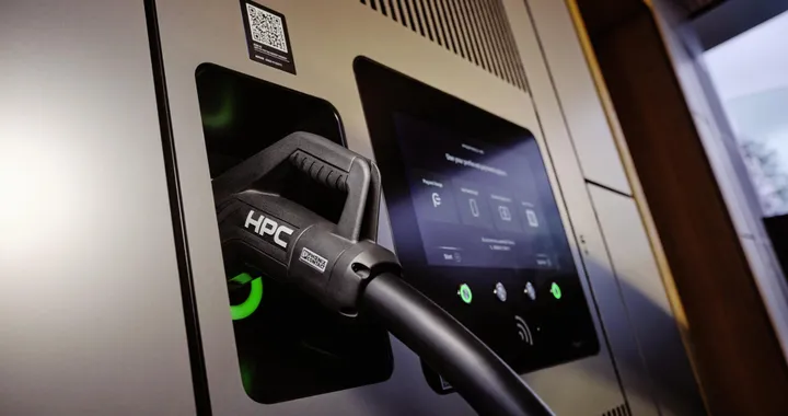 Auto elettrica, come sta in Europa? Questo strumento di ACEA svela molte cose
