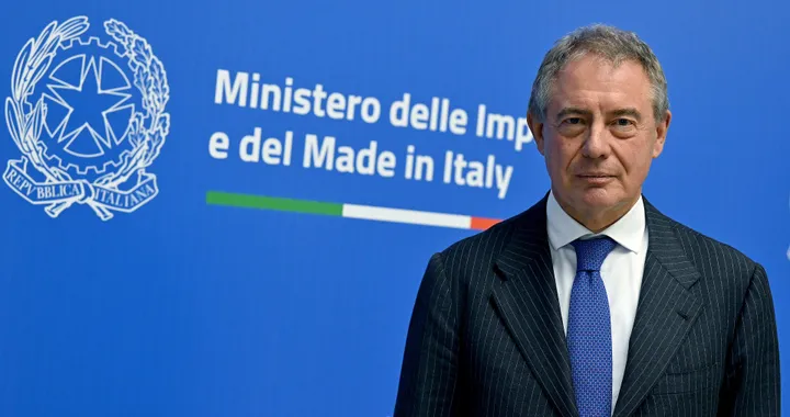 Italia e Germania scrivono all'UE: cambiare rotta sull'auto. Basta discutere, bisogna agire