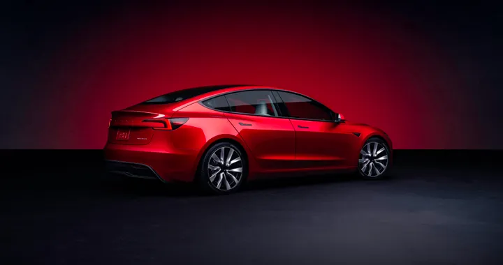 Tesla Model 3 Highland, nuove foto spia della Performance