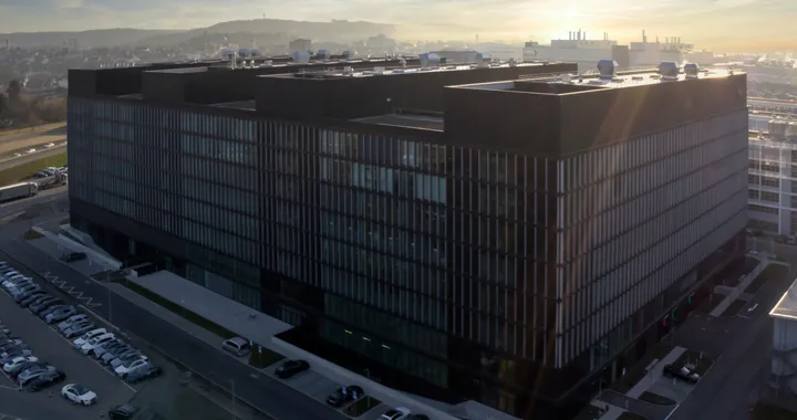 Mercedes apre un nuovo hub per la ricerca e lo sviluppo del software