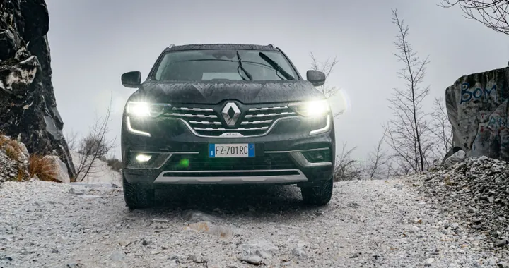 Renault Koleos: come va il SUV premium francese con trazione integrale | Prova