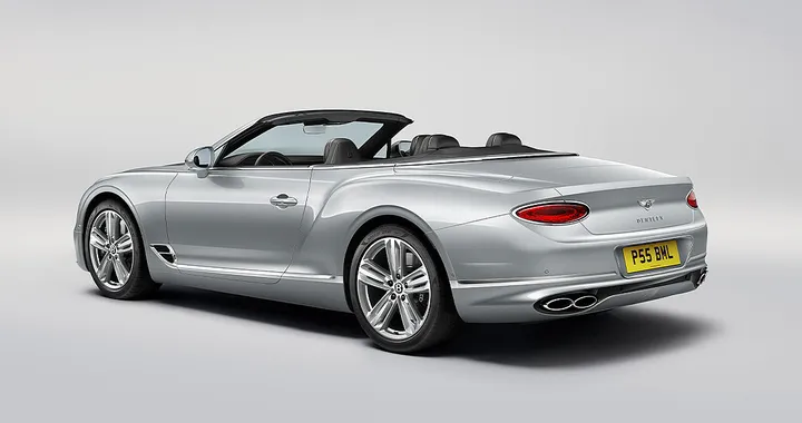 Bentley Continental GTC, ecco le foto spia del nuovo restyling