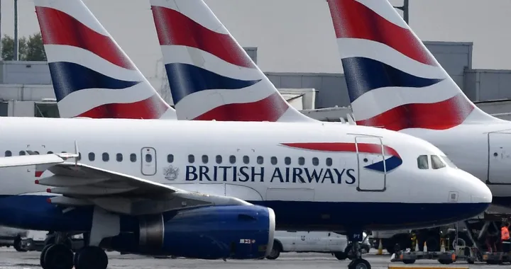 British Airways, in fumo 22 milioni di euro al giorno: la peggiore crisi della sua storia