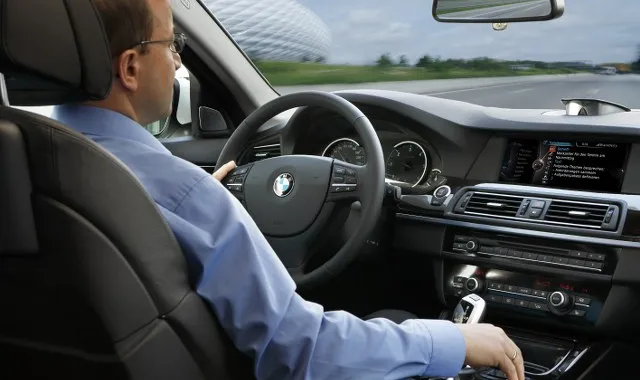 Nuance Dragon Drive: la tecnologia di riconoscimento vocale sulle BMW Serie 7 e Serie 3