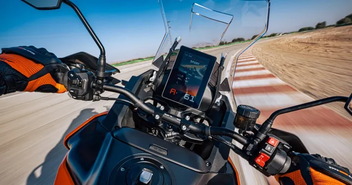 Android Automotive pronto a sbarcare sulle moto KTM