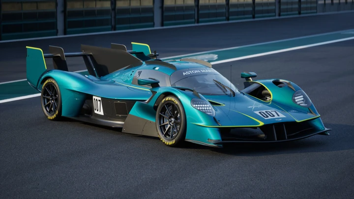 Aston Martin Valkyrie LM: solo dieci esemplari riservati ai piloti dilettanti