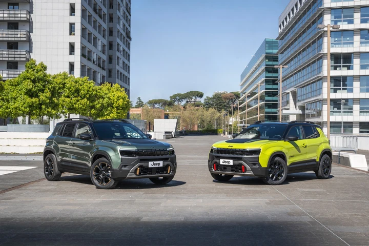 Jeep Avenger, il restyling sfoggia la nuova mascherina e un'edizione celebrativa