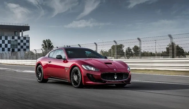 Maserati GranTurismo 2023: bellissima senza veli, ma con i render di Kolesa