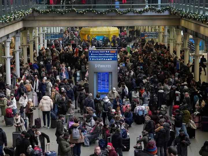 Eurostar riprende i collegamenti con l’Europa, ma restano ritardi e disservizi