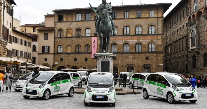 Gruppo PSA: car sharing a zero emissioni con Adduma Car a Firenze