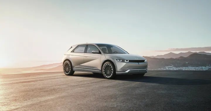 Hyundai IONIQ 5, agli europei è piaciuta molto: boom di ordini