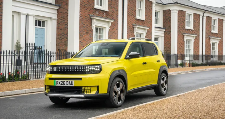 James May promuove la Fiat Grande Panda: "Fa tutto ciò che serve"