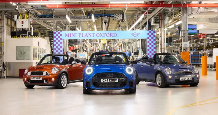Mini Cooper Cabrio: parte la produzione nello stabilimento di Oxford