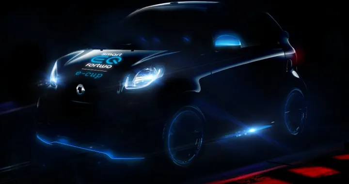 Smart EQ fortwo: la e-cup si corre in pista con la Smart elettrica