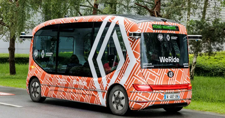 Renault, guida autonoma di Livello 4 per i minibus elettrici
