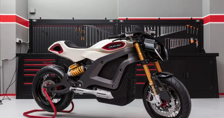 Tazzari acquisisce Italian Volt: la moto elettrica Lacama si farà