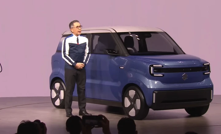 Nuova Suzuki Vision e-Sky, la kei car elettrica che strizza l'occhio all'Europa
