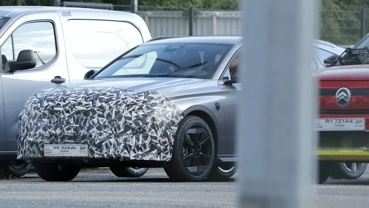 La Peugeot 308 è pronta per un restyling: ecco come cambierà