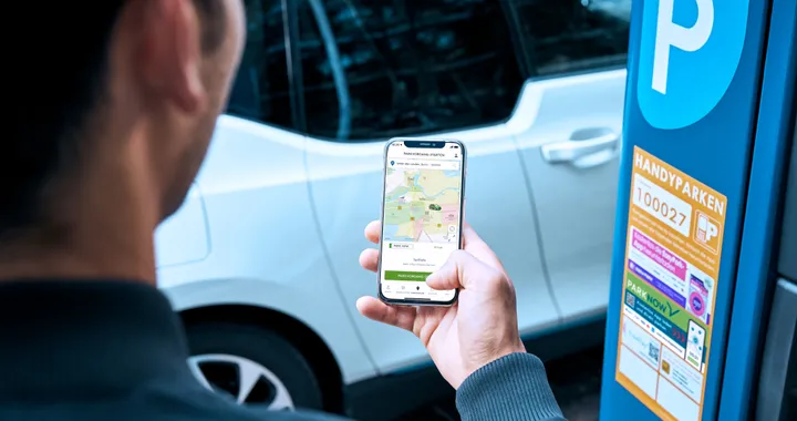 Daimler e BMW vendono Park Now a EasyPark